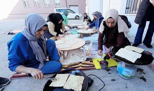 Bilecik Pazaryeri'nde renkli kermes başladı