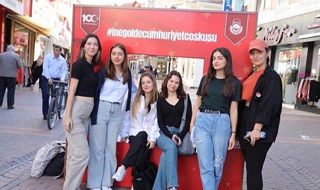 Bursa İnegöl'de Cumhuriyet ölümsüzleştirildi