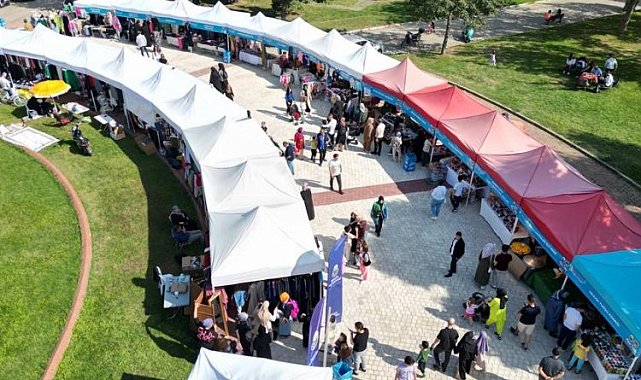 Bursa İnegöl'de 'Hanımeli Şenliği'nde alan da satan da memnun