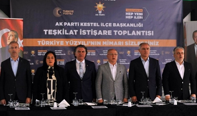 Efkan Ala: Gazze'de bombalanan insanlıktır