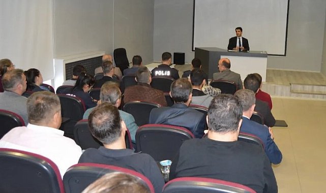 İpsala'da devamsız öğrencilere takip timi!