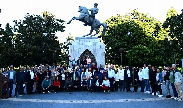 Karabağlar'ın muhtarları Cumhuriyetin 100. yılında Samsun'da