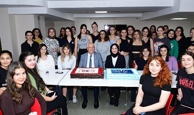 Karabağlar'ın yurdunda 100. yıl kutlaması