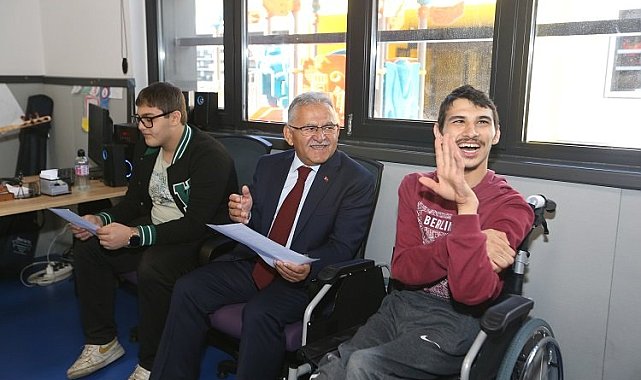 Kayseri Büyükşehir havuzda engelleri kaldırdı