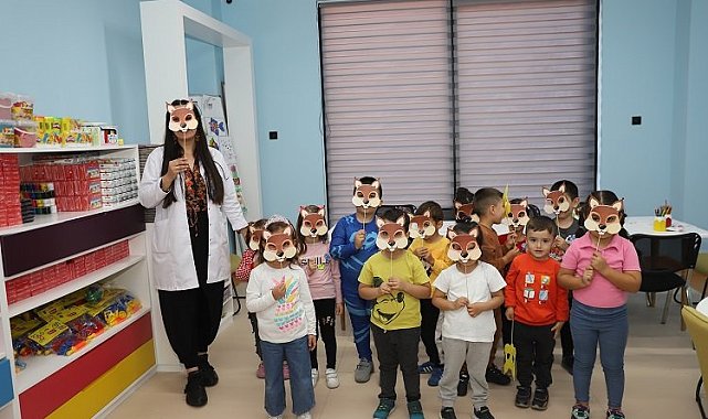 Kayseri Büyükşehir miniklere hayvan sevgisi aşıladı