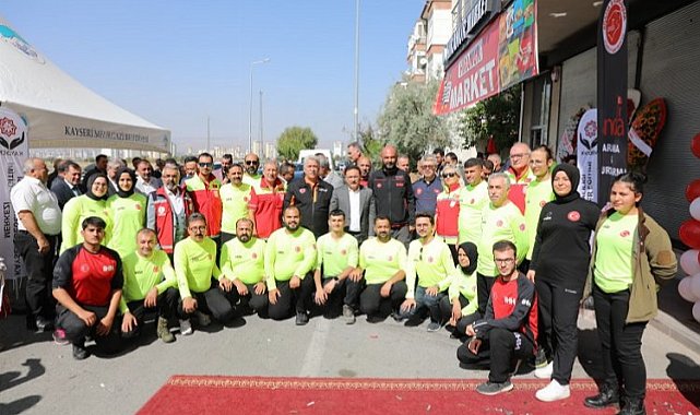 Kayseri'de ANDA Spor Okulu'na renkli açılış