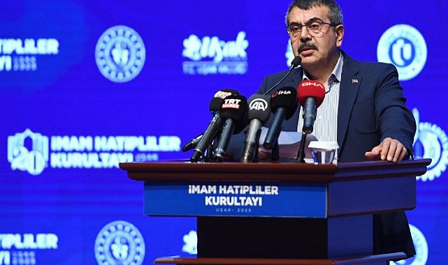 Milli Eğitim Bakanı öğretmenlere sahip çıktı