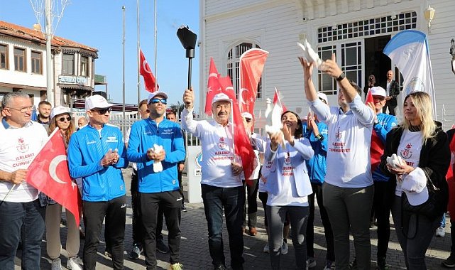 Mudanya'dan Ankara'ya 8 günlük meşaleli yürüyüş başladı