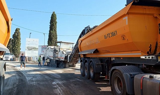 Muğla Bodrum'da sıcak asfalt çalışmaları başladı