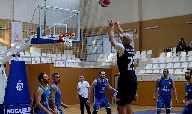 Sakarya baskette Karamürselbey ile karşılaştı