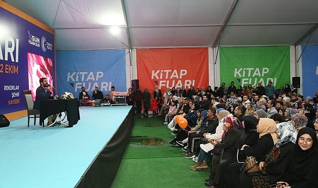 Ünlü yazarlardan Kayseri Kitap Fuarı'na övgü