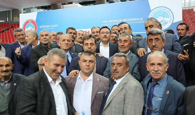 Val Ççek Kayserl mutarlarla buluştu