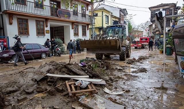 Bursa Tirilye'de selin yaraları sarılıyor