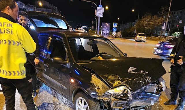 Bursa'da kırmızı ışık ihlali: 6 yaralı
