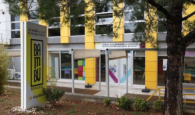 Dokuz Eylül'ün genç girişimcilere desteği sürüyor