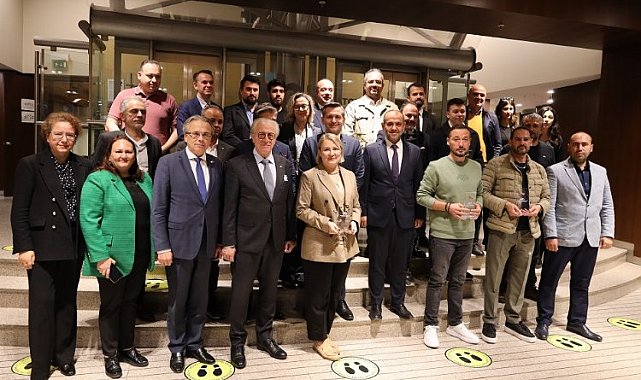 Ege Deri ve Deri Mamulleri İhracatçıları'nda 'yıldızlar' ödüllendirildi