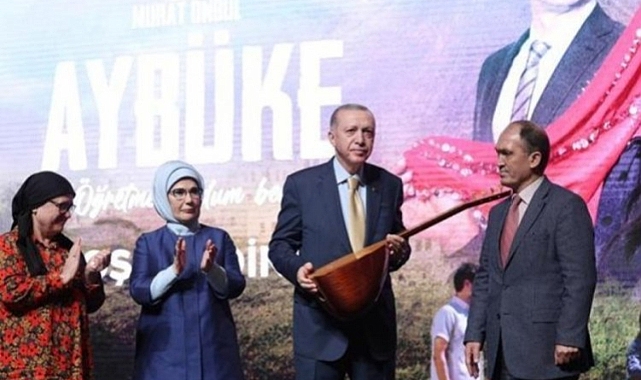Emine Erdoğan'dan 'Öğretmenler Günü' paylaşımı