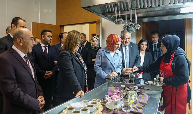 Gaziantep Aile Akademisi'ne Bakan Göktaş'tan inceleme