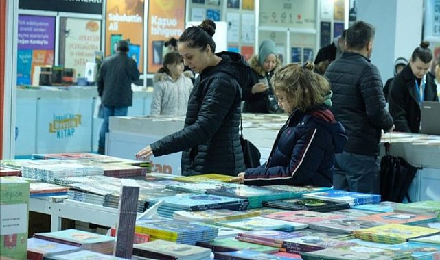İnegöl'de Kitap Günleri coşkusu sürüyor
