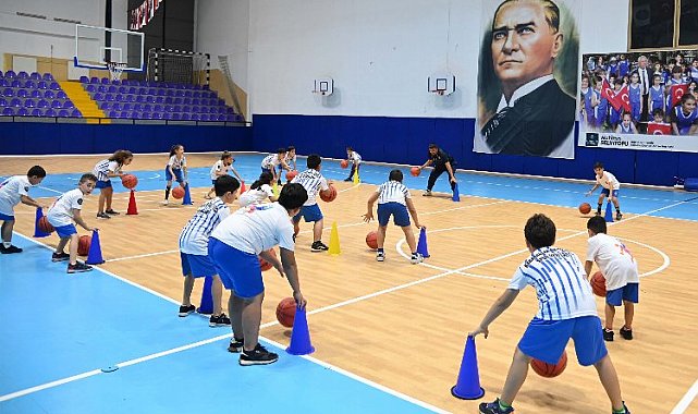 Karabağlar'da spor zamanı