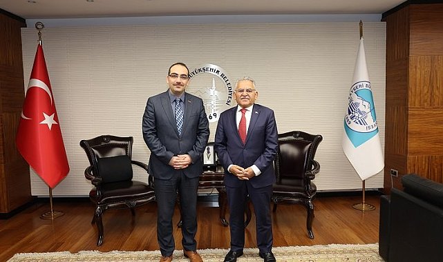 Kayseri Büyükşehir'e Özdemir'den veda ziyareti
