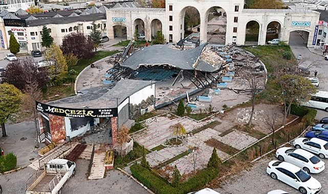 Kütahya'da 'Balık Restoran'a yıkım