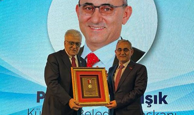 Kütahya'ya Avrasya hizmet ödülü