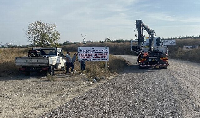 Manisa'da kaçak moloz alanlarına temizlik