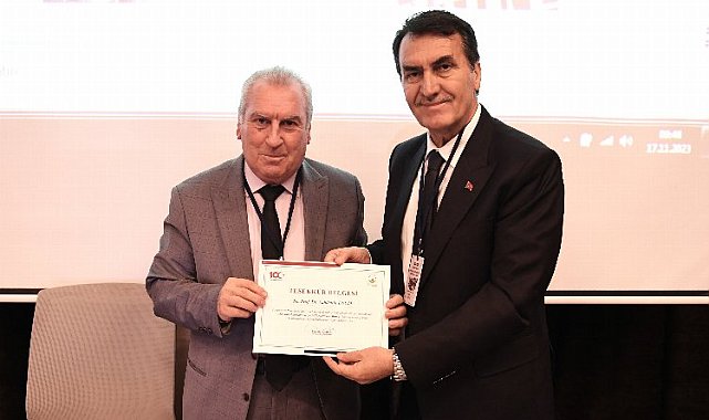 Osmanlı'dan bugüne Cumhuriyet Osmangazi'de konuşuldu