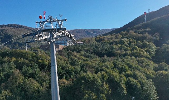 Teleferik'te ana hat boyunca haberleşme halatı