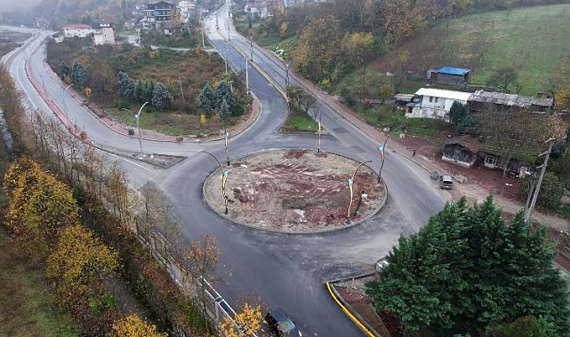 Başiskele'deki yeni kavşakla trafiğe düzen geldi