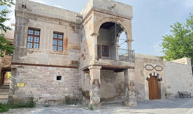 Kayseri Melikgazi tarihi emanetlere sahip çıkıyor