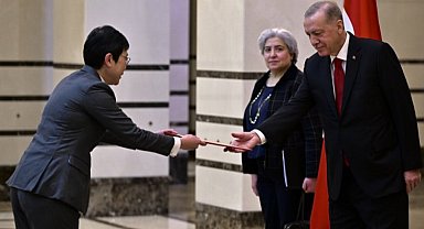 4 ülkenin büyükelçilerinden Cumhurbaşkanı Erdoğan'a güven mektubu