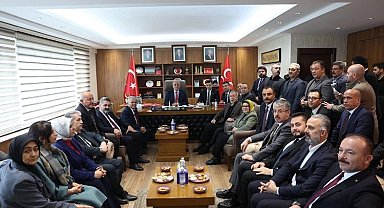 AK Parti Kayseri'den MHP'ye ziyaret