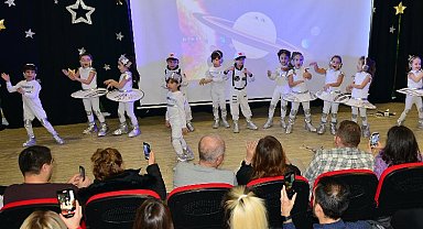 Bursa'da alkışlar Egeberkli miniklere