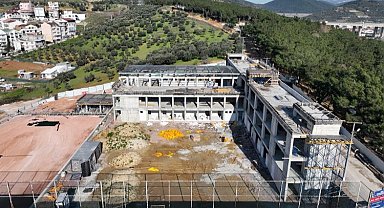 Bursa'da Demirtaş Spor Kompleksi yükseliyor