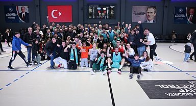 Çayırova Belediyesi, Fenerbahçe Koleji deplasmanında