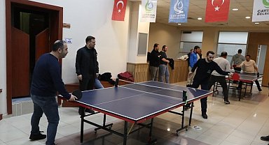 Çayırova'da birimler arası masa tenisi heyecanı