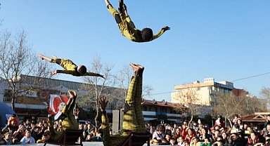 Efes Selçuklu'da çocuklar şenlikte eğlendi