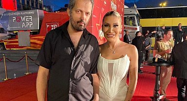İrem Derici'nin en 'yakın' takipçisi
