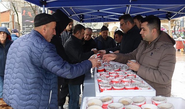 İzmit'te Yahya Kaptan anısına helva