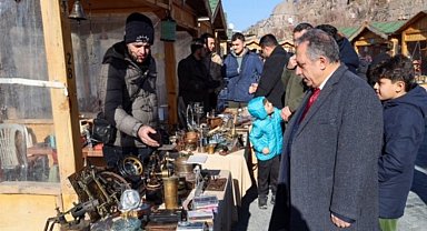 Kayseri Talas'ta Antika Pazarı'na yoğun ilgi