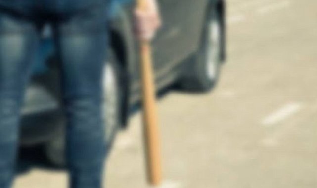 Keşan'da arkadaşını beyzbol sopasıyla darp etti!