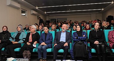 Kocasinan Akademi'de 'Aile Ve Çocuk İletişim'i konuşuldu