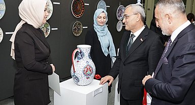 Kütahya'da Uluslararası 1. Türk Çini Sanatı'nda ödül heyecanı
