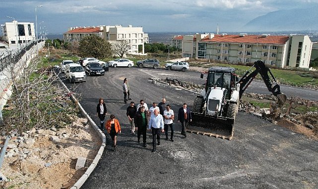 Manisa Büyükşehir'den sıcak asfalt çalışması