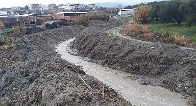 Manisa Zeytinliova'da dere temizliği