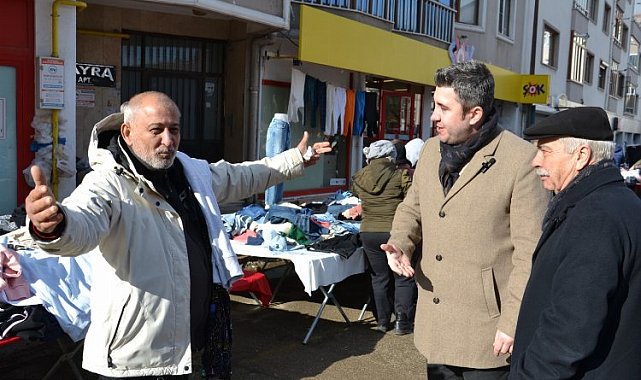 Mehmet Özcan manifaturacılarda da ilgiyle karşılandı