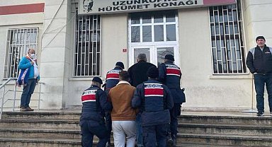 Meriç'te 4 terörist yakalandı