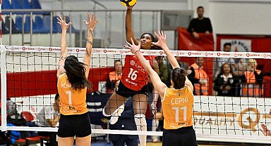 Muratpaşa'nın Sultanları PTT'yi mağlup etti